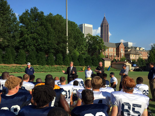 Consul General Shane Stephens joins Coach Paul Johnson at Yellow Jackets Training