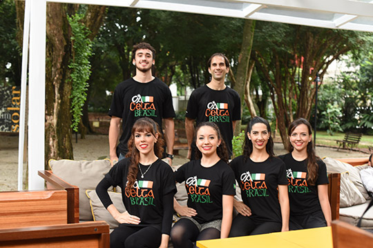 Brazilian dancers from the Banana Broadway Dance School performed at the official opening of the Consulate General on St Patrick’s Day 2015. Credit: Túlio Vidal