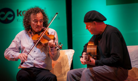 Denis Hayes and Martin Cahill perform at the Indo-Irish Cultural Festival