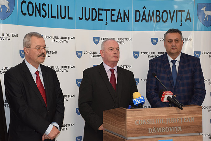 Ambassador Derek Feely and Commercial Attaché Liviu Buzilă visit Dâmboviţa County